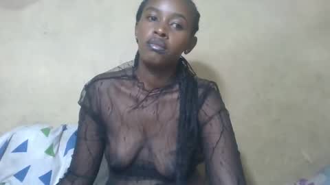 Snapshot of prettycarl_2 chatting on 10-08-25, 05:49 prettycarl_2 online show from 10-08-25, 05:49