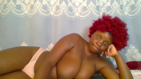 Snapshot of prettydarkskin002 chatting on 04-10-26, 06:51 SHANIA online show from 04-10-26, 06:51