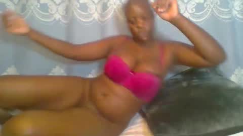 Snapshot of prettydarkskin002 chatting on 04-14-26, 10:16 SHANIA online show from 04-14-26, 10:16