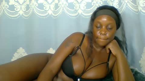 SHANIA online show from 06-25-26, 11:09
