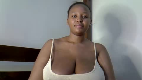 prettydey1 online show from 05-19-26, 02:56