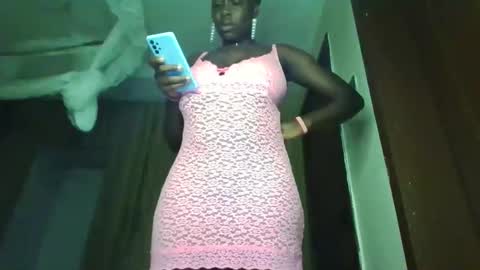 Snapshot of prettydulce chatting on 02-13-26, 03:02 prettydulce online show from 02-13-26, 03:02