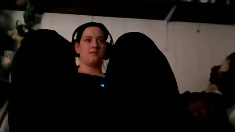 Snapshot of prettyestrella chatting on 03-10-26, 03:44 Pretty Estrella online show from 03-10-26, 03:44