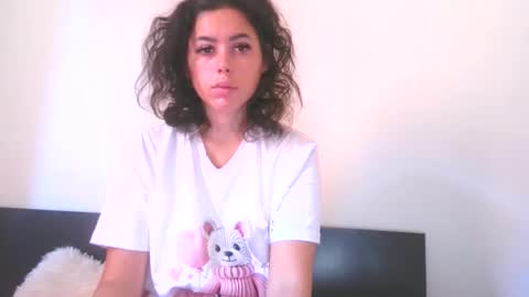 prettyjulliette online show from 09-22-25, 10:17