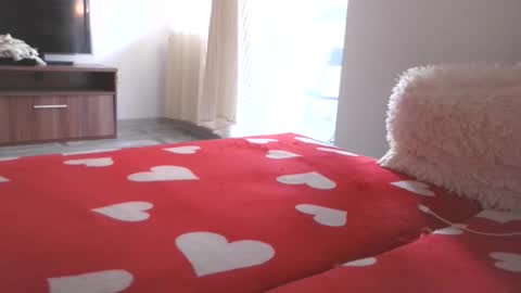 prettyjulliette online show from 10-31-25, 02:18