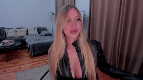 Eva online show from 04-11-26, 12:48