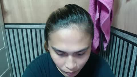 Kate online show from 10-23-25, 04:12