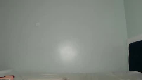 Snapshot of prettyliz1999 chatting on 02-27-25, 11:52 Lizzy online show from 02-27-25, 11:52