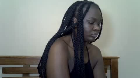 LILIAN online show from 06-01-26, 05:42