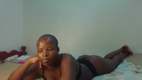 Melly online show from 04-19-26, 06:21