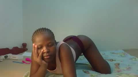 Snapshot of prettymelly_ chatting on 04-22-26, 01:08 Melly online show from 04-22-26, 01:08
