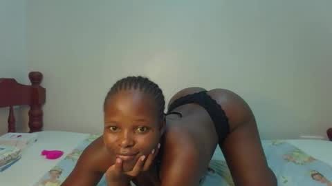 Snapshot of prettymelly_ chatting on 05-02-26, 11:15 Melly online show from 05-02-26, 11:15