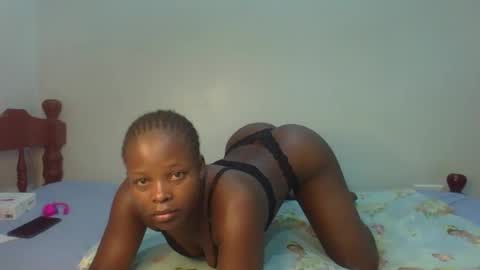 Snapshot of prettymelly_ chatting on 05-08-26, 11:15 Melly online show from 05-08-26, 11:15