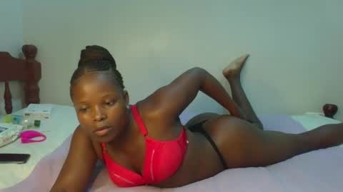 Snapshot of prettymelly_ chatting on 06-03-26, 06:46 Melly online show from 06-03-26, 06:46
