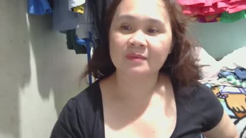 Snapshot of prettynhing chatting on 01-27-25, 02:35 Nhing online show from 01-27-25, 02:35