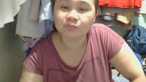 Snapshot of prettynhing chatting on 02-23-25, 09:44 Nhing online show from 02-23-25, 09:44