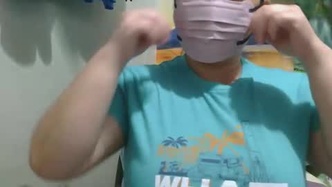 Snapshot of prettynhing chatting on 10-07-25, 12:24 Nhing online show from 10-07-25, 12:24