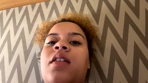 Snapshot of prettynthick660152 chatting on 02-16-25, 11:16 prettynthick660152 online show from 02-16-25, 11:16
