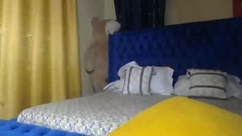 Snapshot of prettyquee chatting on 03-03-26, 12:39 sasha online show from 03-03-26, 12:39