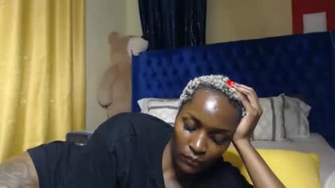 Snapshot of prettyquee chatting on 03-04-26, 08:37 sasha online show from 03-04-26, 08:37