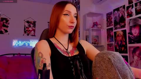 Snapshot of prettyreckess chatting on 12-30-24, 10:53 Mila -NONUDE MODEL online show from 12-30-24, 10:53