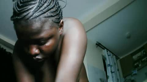 prettyreen online show from 10-18-25, 09:37