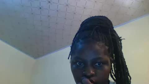 Snapshot of prettyshally chatting on 03-08-26, 09:13 prettyshally online show from 03-08-26, 09:13