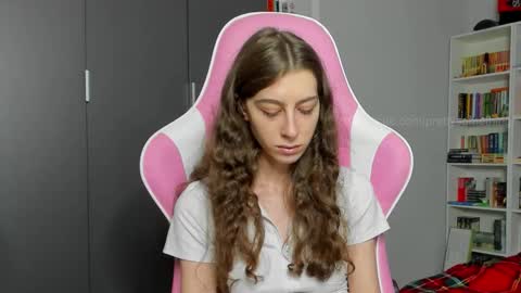 Sophie  next stream will be at Monday  i will wait you guys  online show from 10-03-25, 05:10