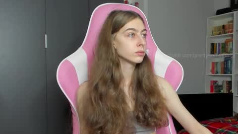 Sophie  next stream will be at Monday  i will wait you guys  online show from 10-15-25, 05:40