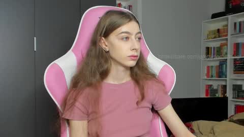 Sophie  next stream will be at Monday  i will wait you guys  online show from 10-17-25, 07:00