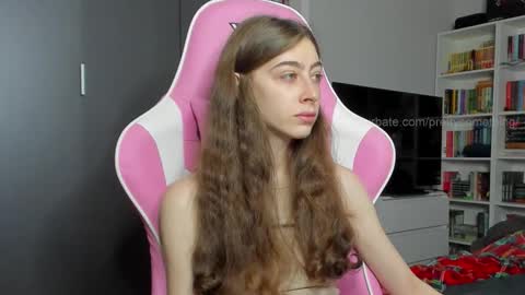 Sophie  next stream will be at Monday  i will wait you guys  online show from 10-20-25, 08:04