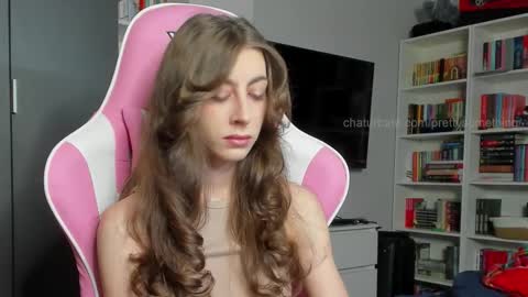 Sophie  next stream will be at Monday  i will wait you guys  online show from 11-30-25, 11:36