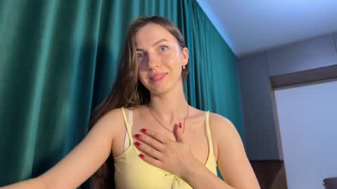 Snapshot of prettyyy_angel chatting on 06-23-26, 04:27 prettyyy_angel online show from 06-23-26, 04:27
