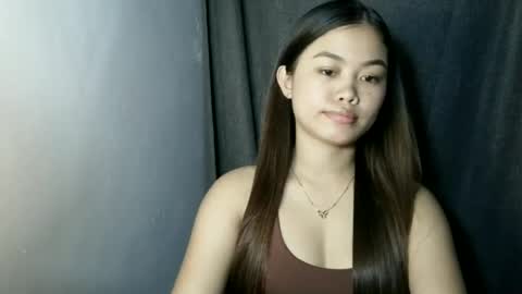 Snapshot of prettyyy_lovelyyy chatting on 06-17-26, 11:45 prettyyy_lovelyyy online show from 06-17-26, 11:45