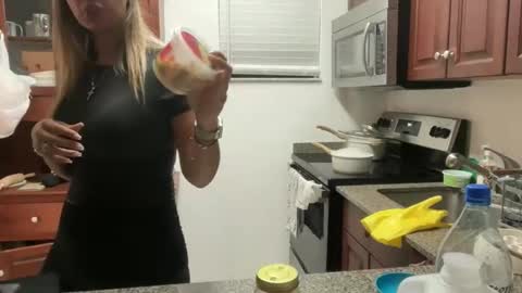 prettyyykittyyy22 online show from 11-19-25, 12:43