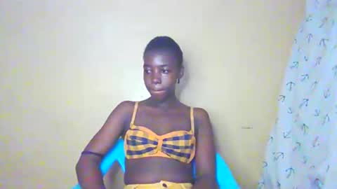 Snapshot of prettyzuzu chatting on 09-11-25, 05:40 prettyzuzu online show from 09-11-25, 05:40