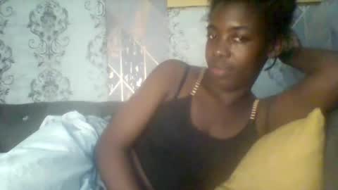 Snapshot of prettyzuzu chatting on 09-16-25, 09:16 prettyzuzu online show from 09-16-25, 09:16