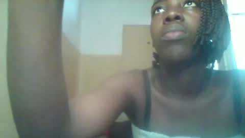 Snapshot of prettyzuzu chatting on 09-20-25, 07:31 prettyzuzu online show from 09-20-25, 07:31