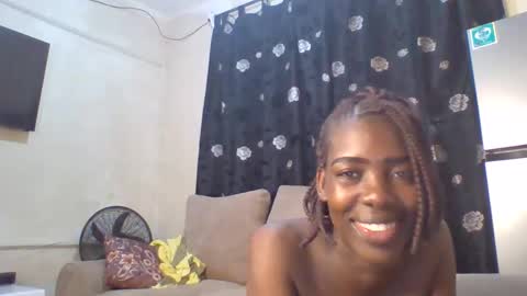 Snapshot of prettyzuzu chatting on 09-24-25, 08:45 prettyzuzu online show from 09-24-25, 08:45