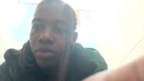 Snapshot of prettyzuzu chatting on 10-15-25, 09:31 prettyzuzu online show from 10-15-25, 09:31