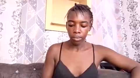 Snapshot of prettyzuzu chatting on 11-17-25, 08:53 prettyzuzu online show from 11-17-25, 08:53