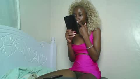 PRETY online show from 07-16-26, 12:22