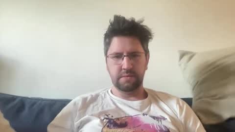 PreviewH online show from 03-28-26, 01:43