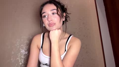 Snapshot of pricillalivsey chatting on 12-16-25, 11:15 Sofi online show from 12-16-25, 11:15