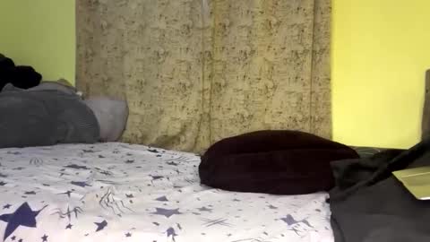 Snapshot of pricky375313 chatting on 05-12-26, 05:15 pricky375313 online show from 05-12-26, 05:15