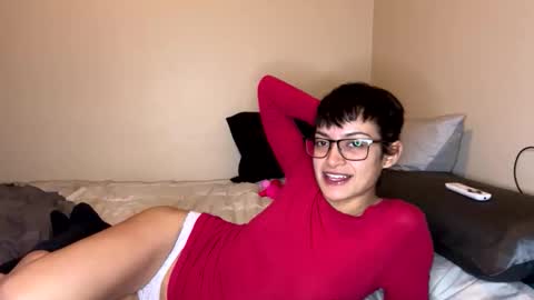 Snapshot of princ3ssarii chatting on 12-16-25, 03:11 Princess Arii online show from 12-16-25, 03:11