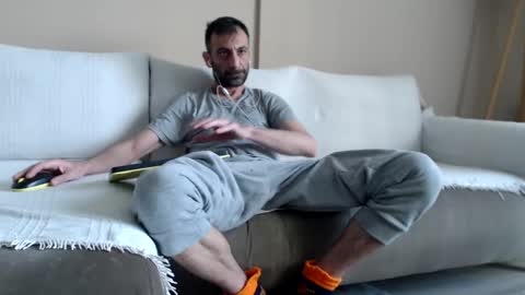 prince_89 online show from 02-04-25, 06:57