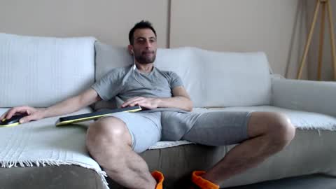 prince_89 online show from 02-11-25, 06:08