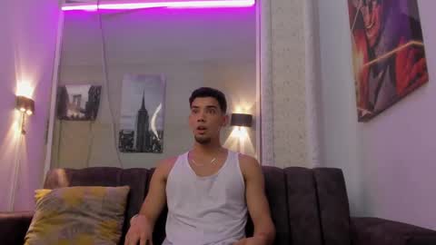 prince_arthur77 online show from 01-15-25, 03:50