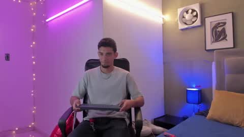 prince_arthur77 online show from 03-05-25, 01:06